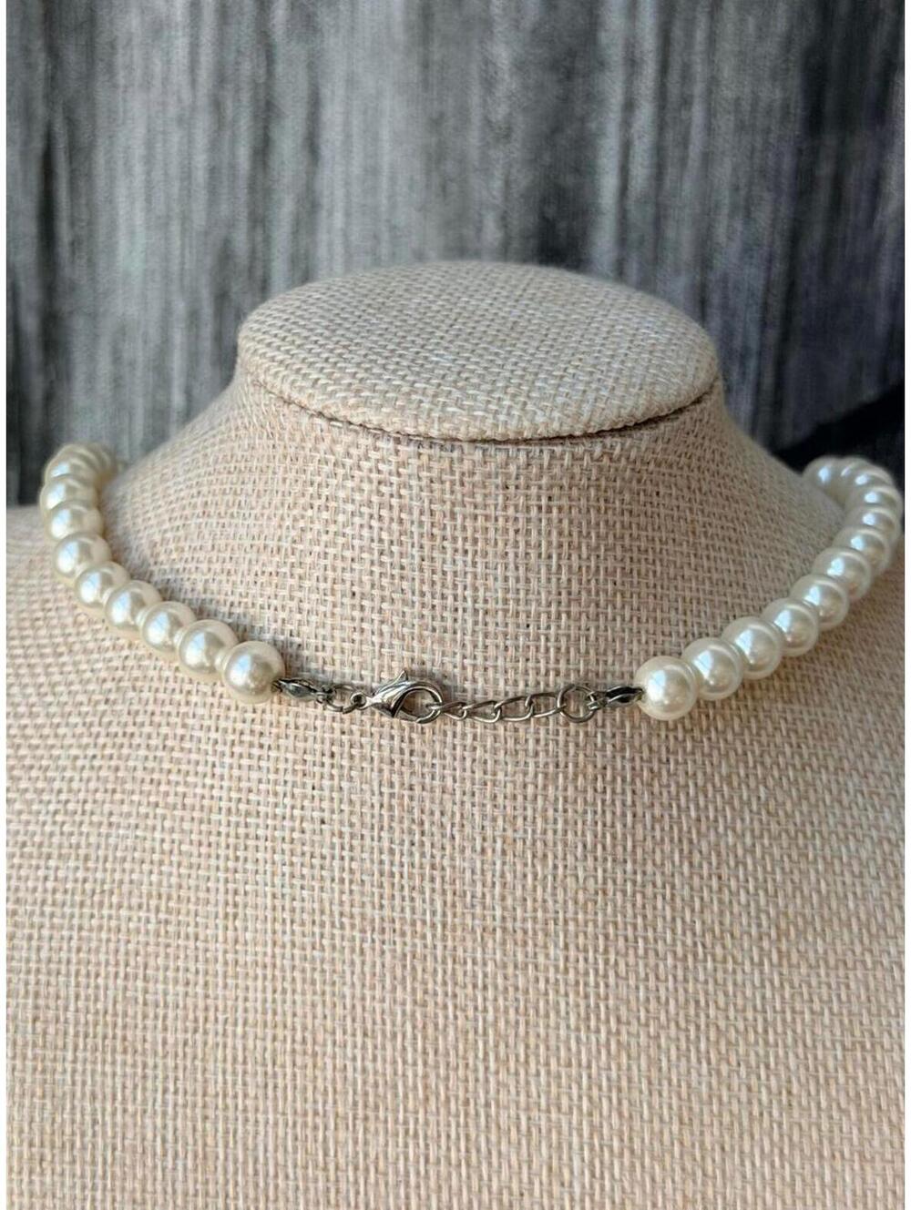 Vintage Glass Pearl Necklace 16” Classic Strand - Picture 2 of 4